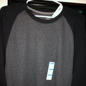 Men’s old navy thermal grey & Black XL NWT